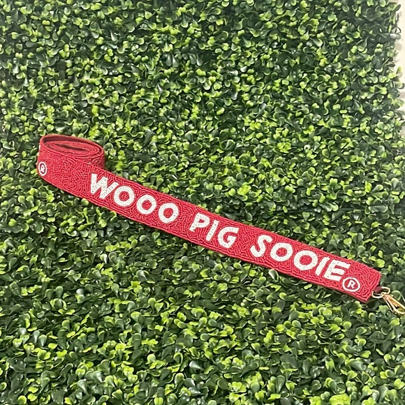 🎉❤️ NEW Arkansas Razorbacks Beaded Purse Strap Game Day Graduation Gifts - Picture 2 of 5